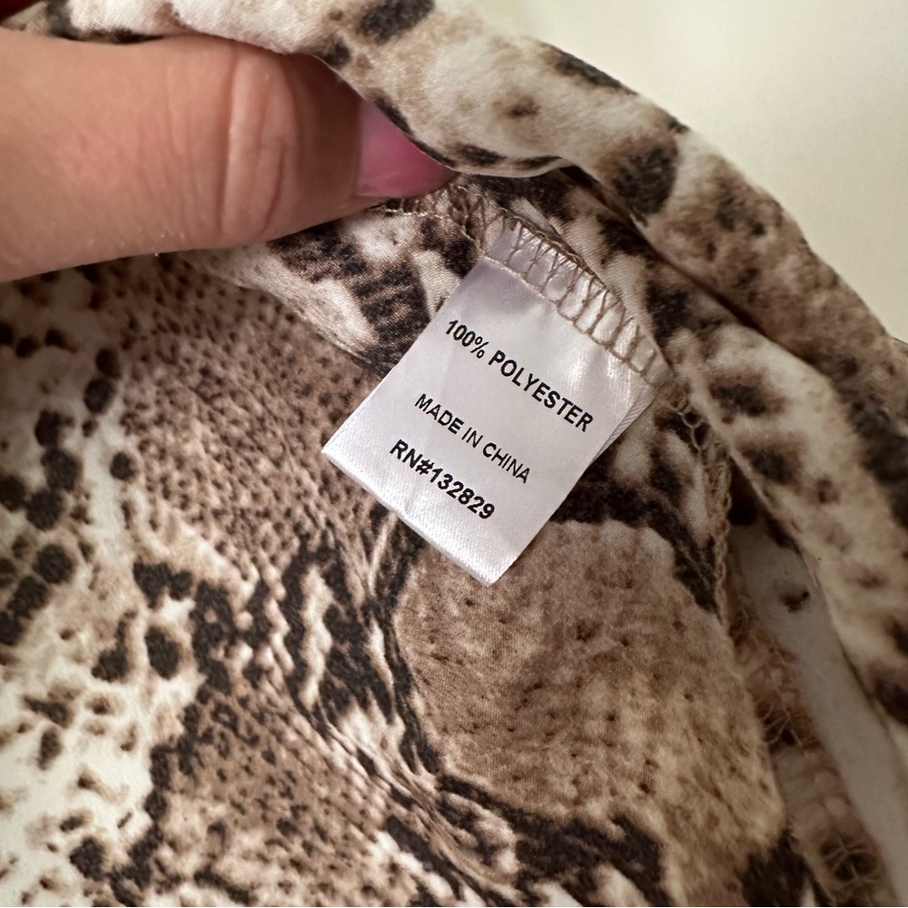 Superdown snake faux wrap mini skirt - Picture 3 of 6